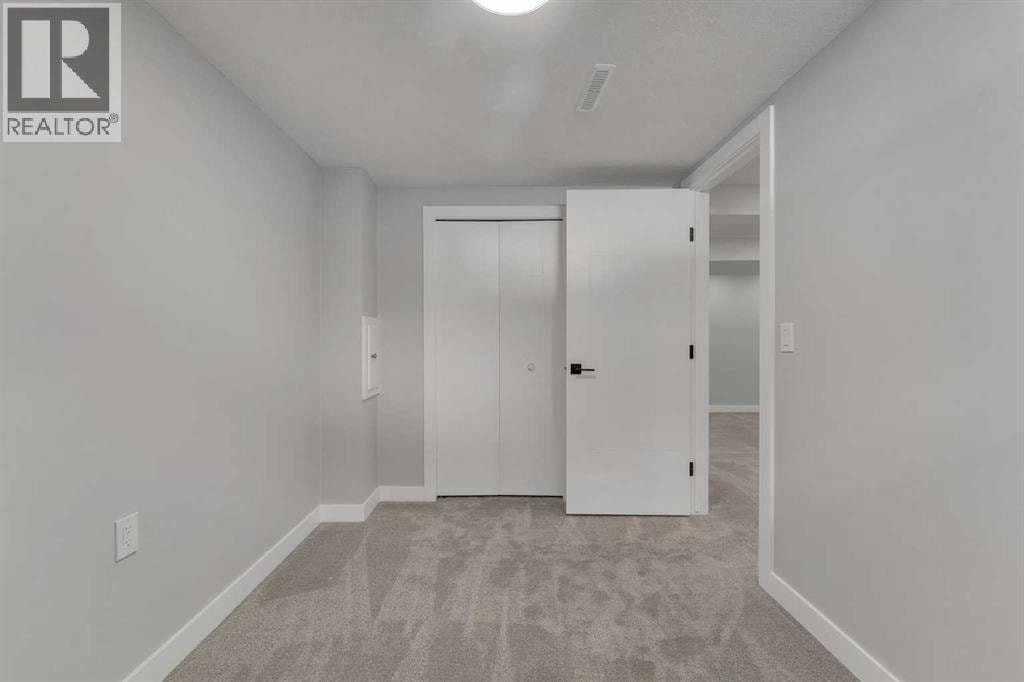 853 Northmount Drive NW — photo 24