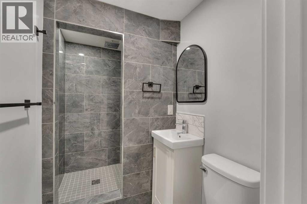 853 Northmount Drive NW — photo 25