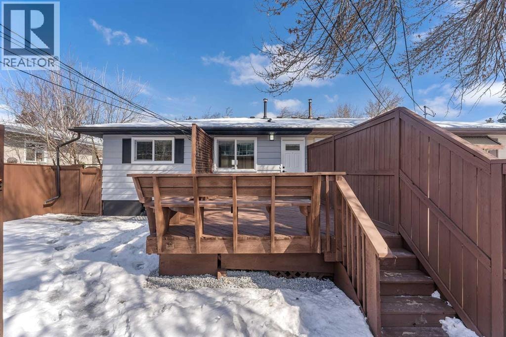 853 Northmount Drive NW — photo 33