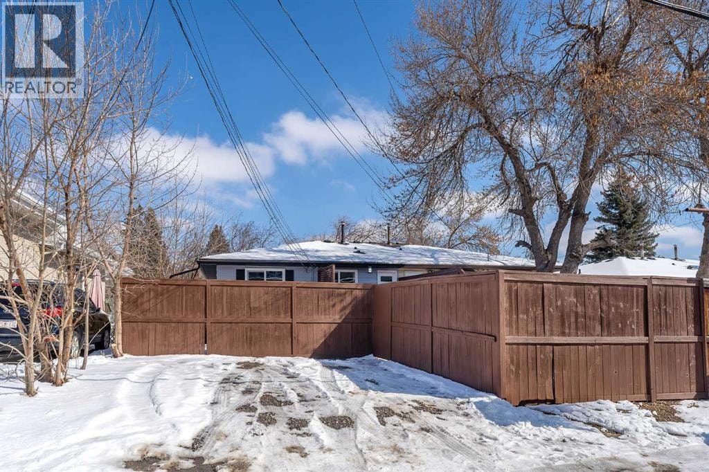 853 Northmount Drive NW — photo 34