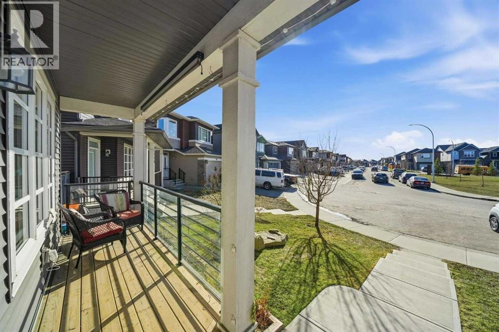 183 Savanna Parade NE — photo 37