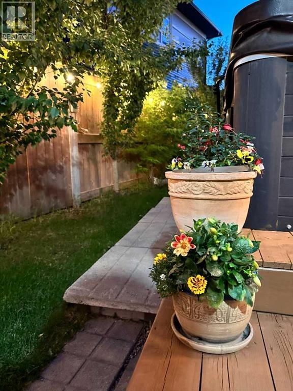 183 Savanna Parade NE — photo 43