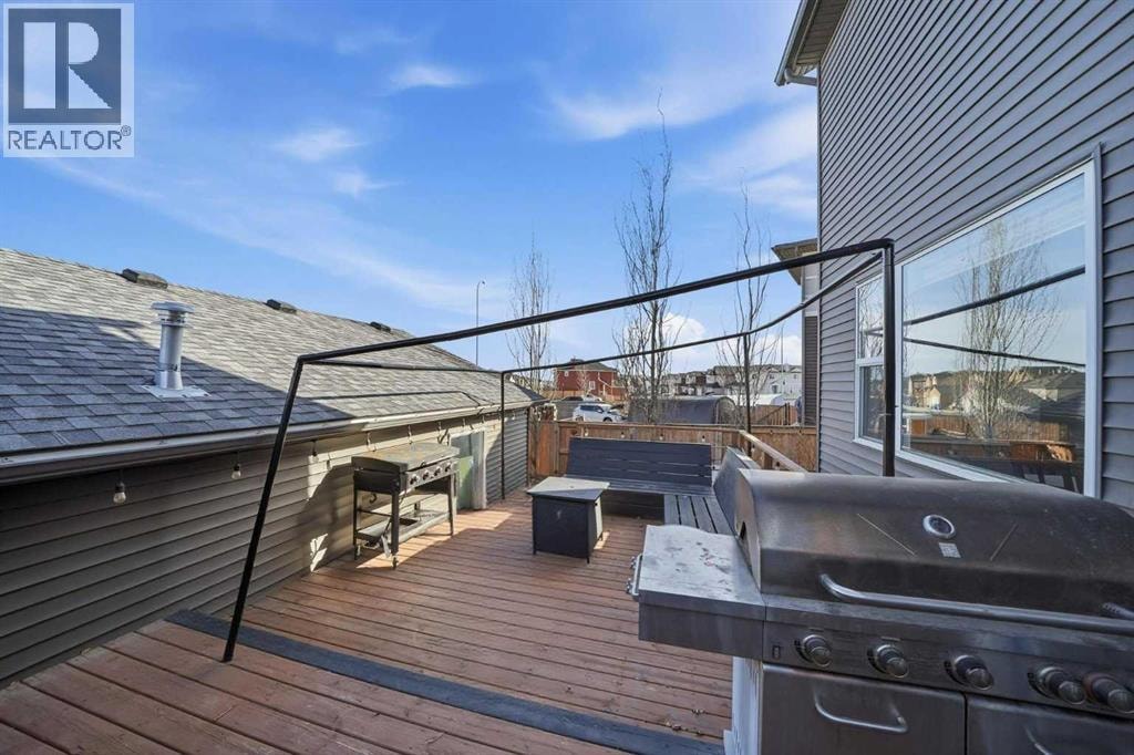 183 Savanna Parade NE — photo 33