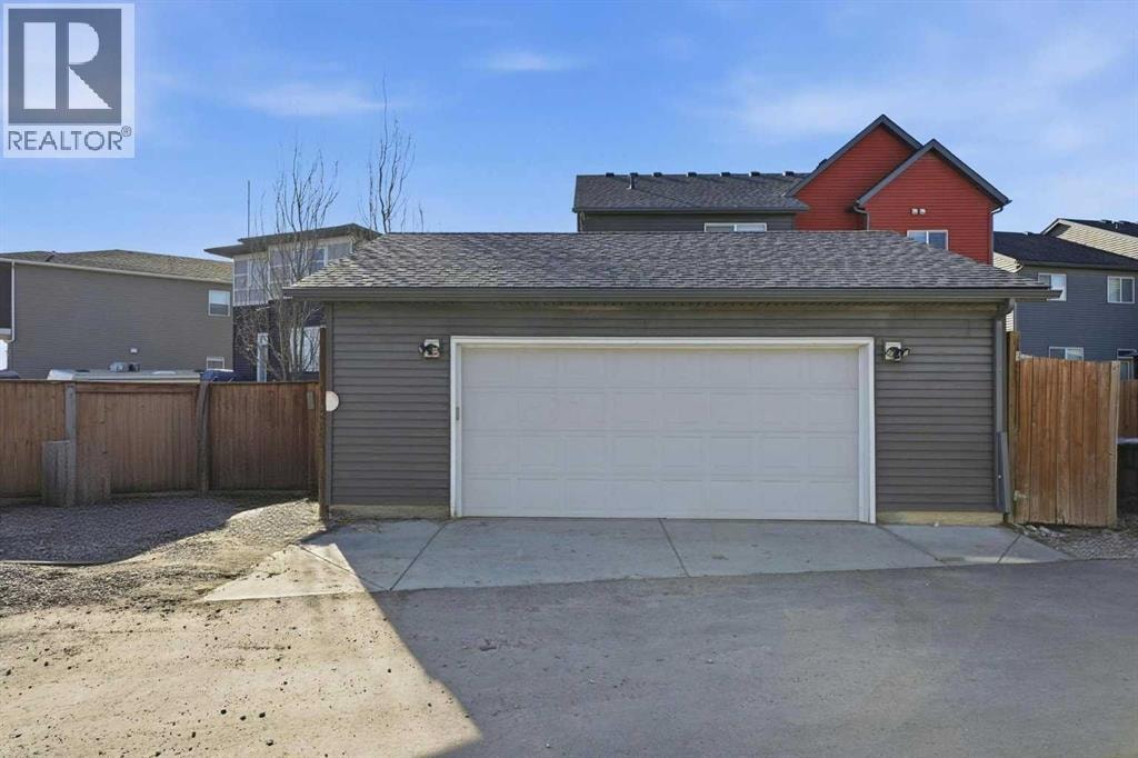 183 Savanna Parade NE — photo 34