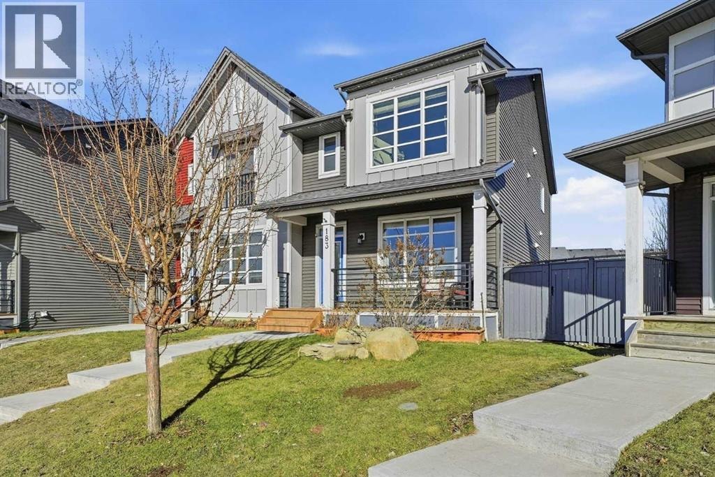 183 Savanna Parade NE — photo 36