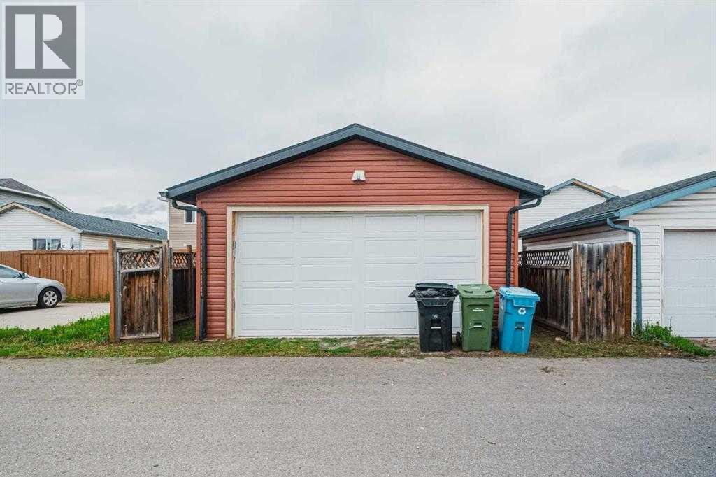 65 Martinvalley Road NE — photo 2