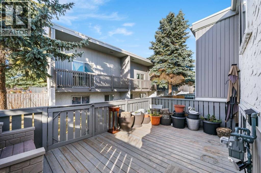 1, 455 Huntsville Crescent NW — photo 8