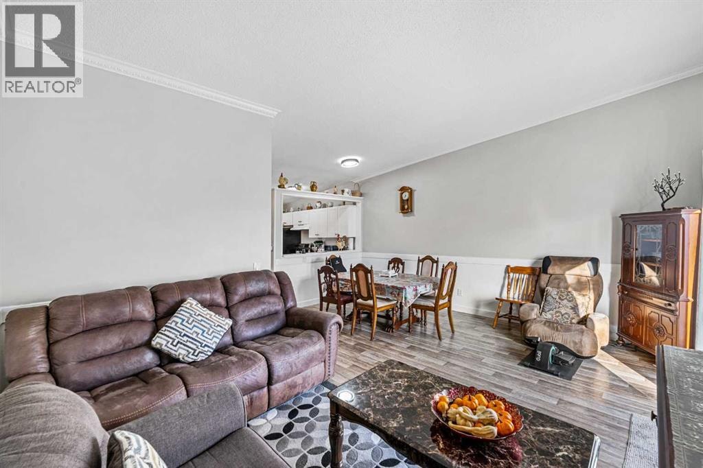 1, 455 Huntsville Crescent NW — photo 30
