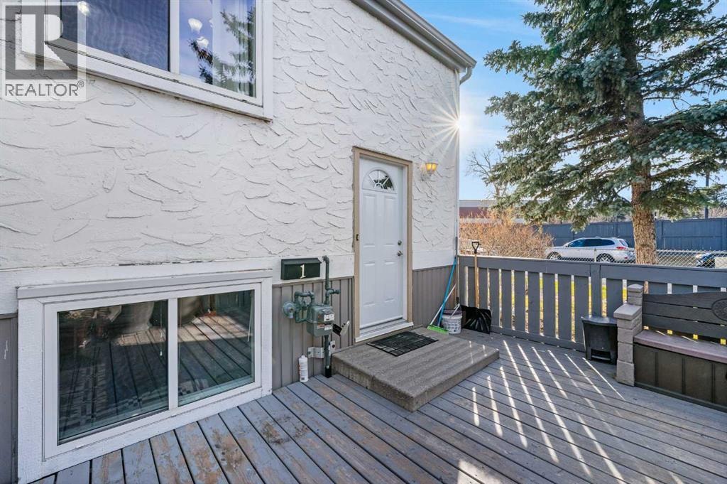 1, 455 Huntsville Crescent NW — photo 9