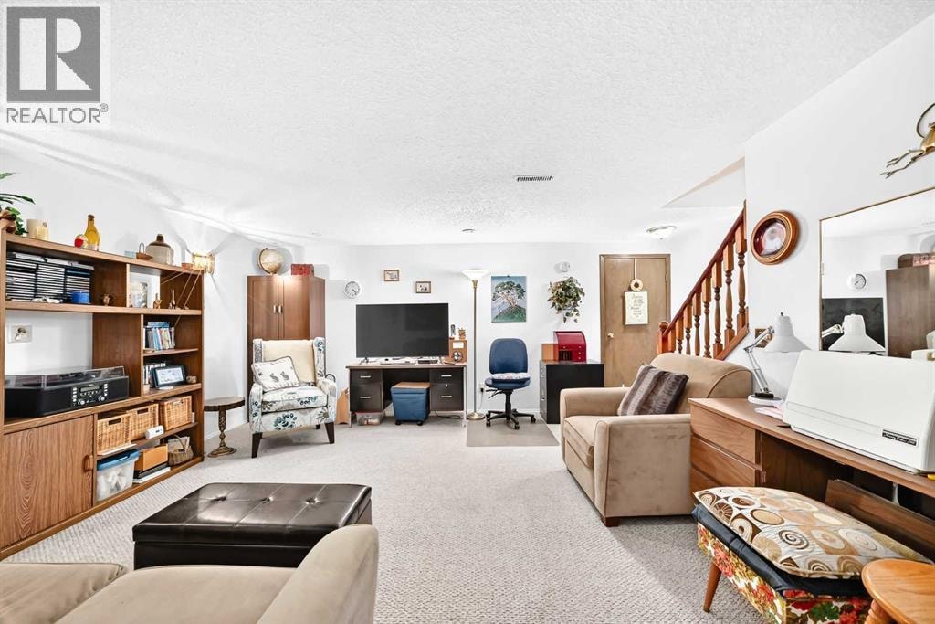 75 Cedardale Crescent SW — photo 35