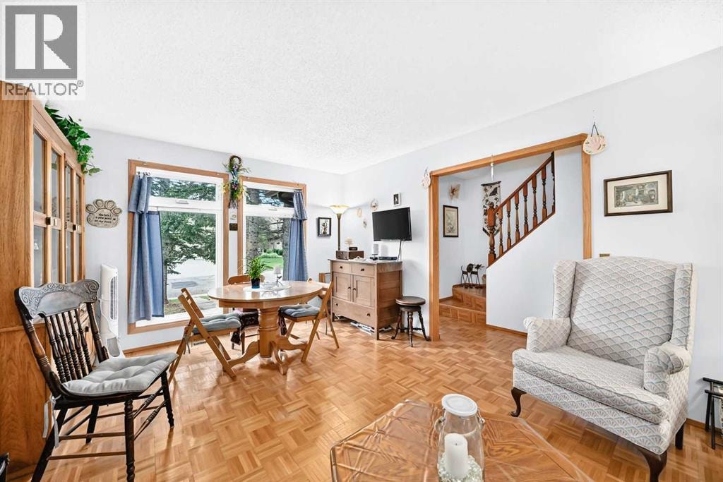 75 Cedardale Crescent SW — photo 15