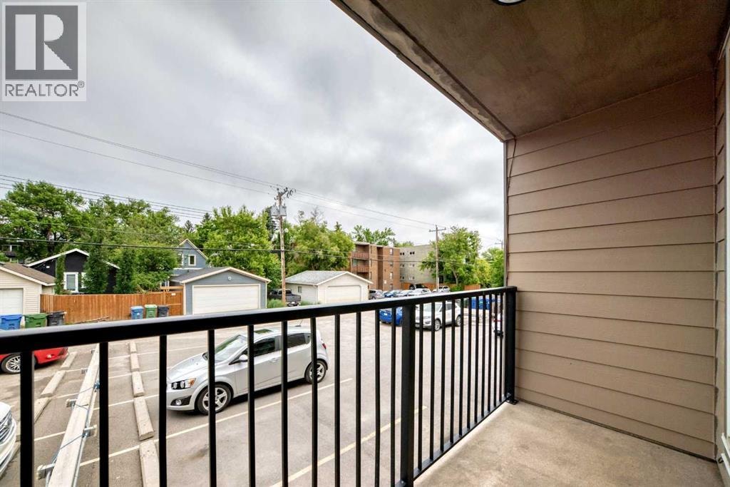 203, 310 4 Avenue NE — photo 13