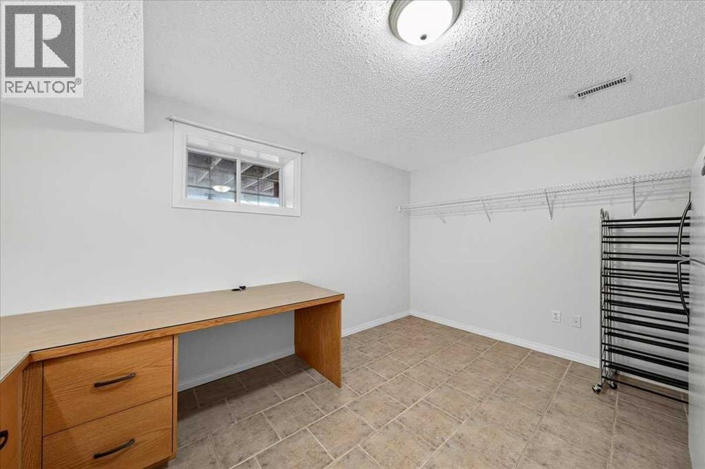 136 hunterhorn Drive — photo 28