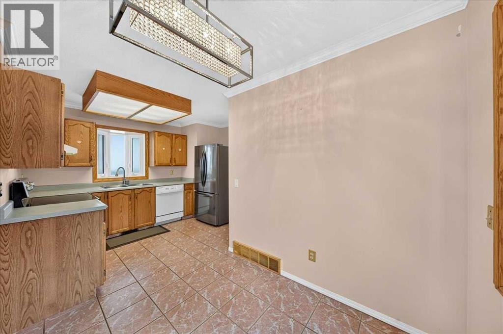 136 hunterhorn Drive — photo 9