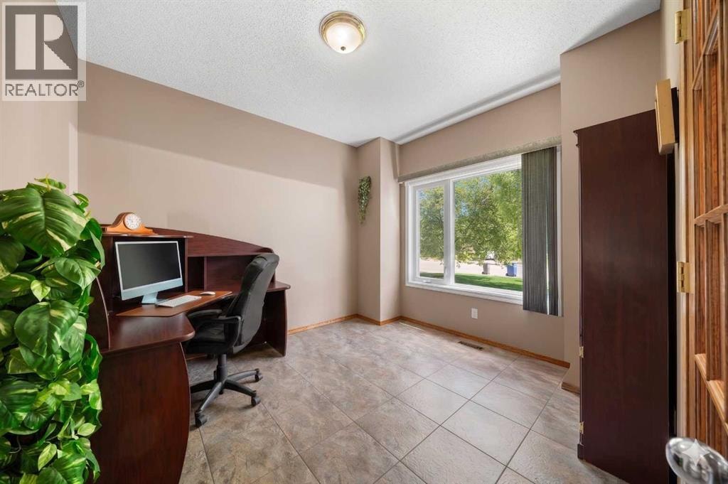 138 Gleneagles View — photo 11