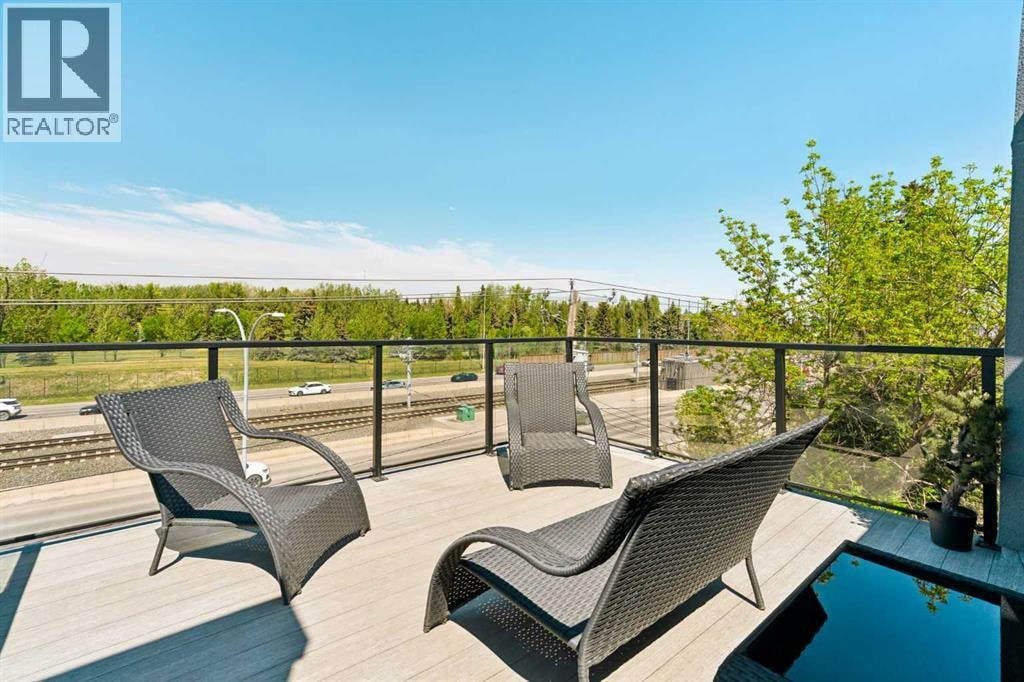 2851 12 Avenue SW — photo 30