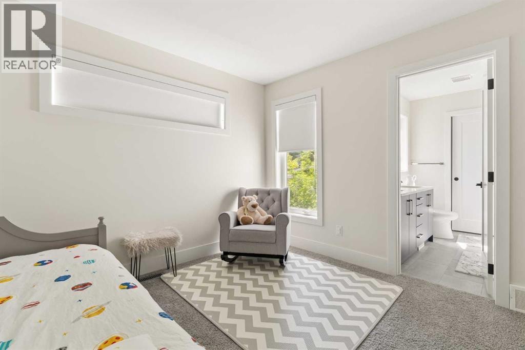 2851 12 Avenue SW — photo 16