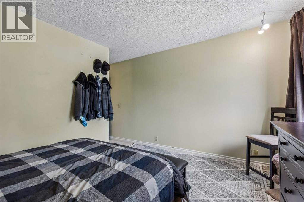 24, 235 Berwick Drive NW — photo 16