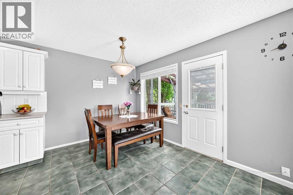 220 Shawbrooke Manor SW — photo 13