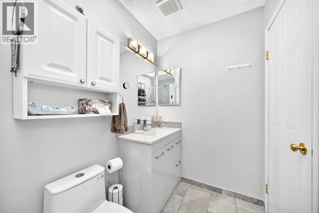 220 Shawbrooke Manor SW — photo 30