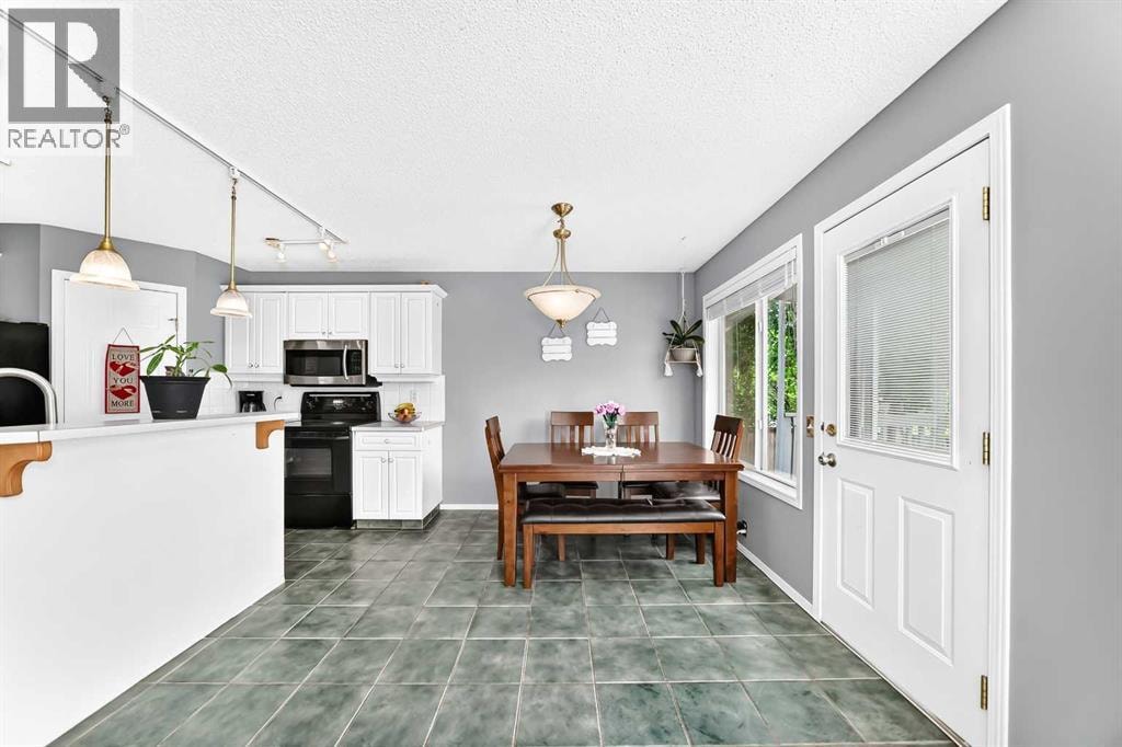 220 Shawbrooke Manor SW — photo 12