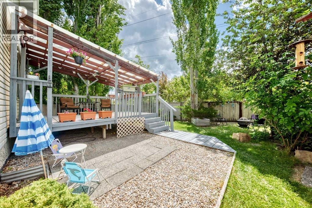 220 Shawbrooke Manor SW — photo 44