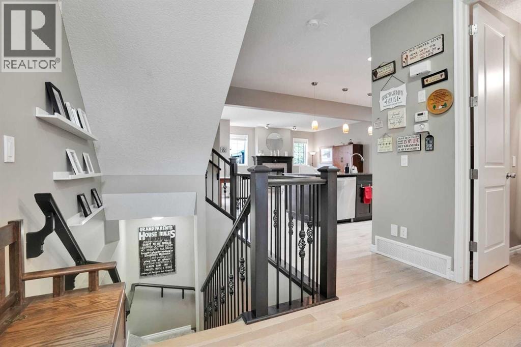 109 Cranleigh Place SE — photo 5
