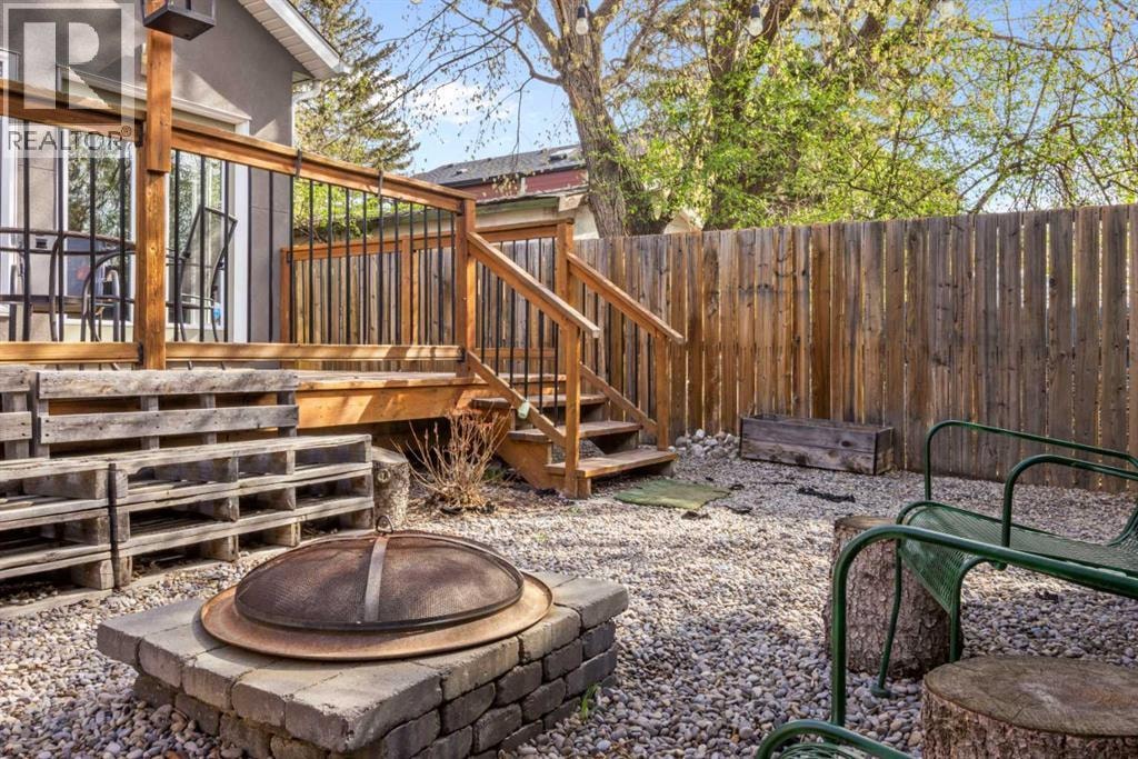 6417 34 Avenue NW — photo 36