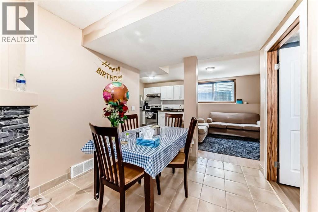 30 Covehaven View NE — photo 33