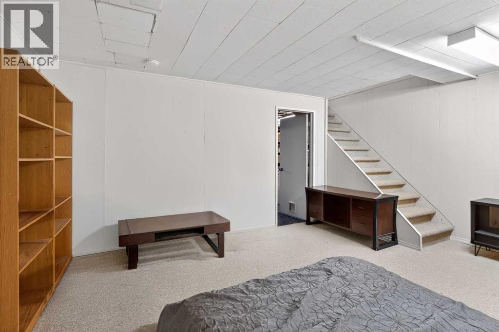 42 Berwick Rise NW — photo 30