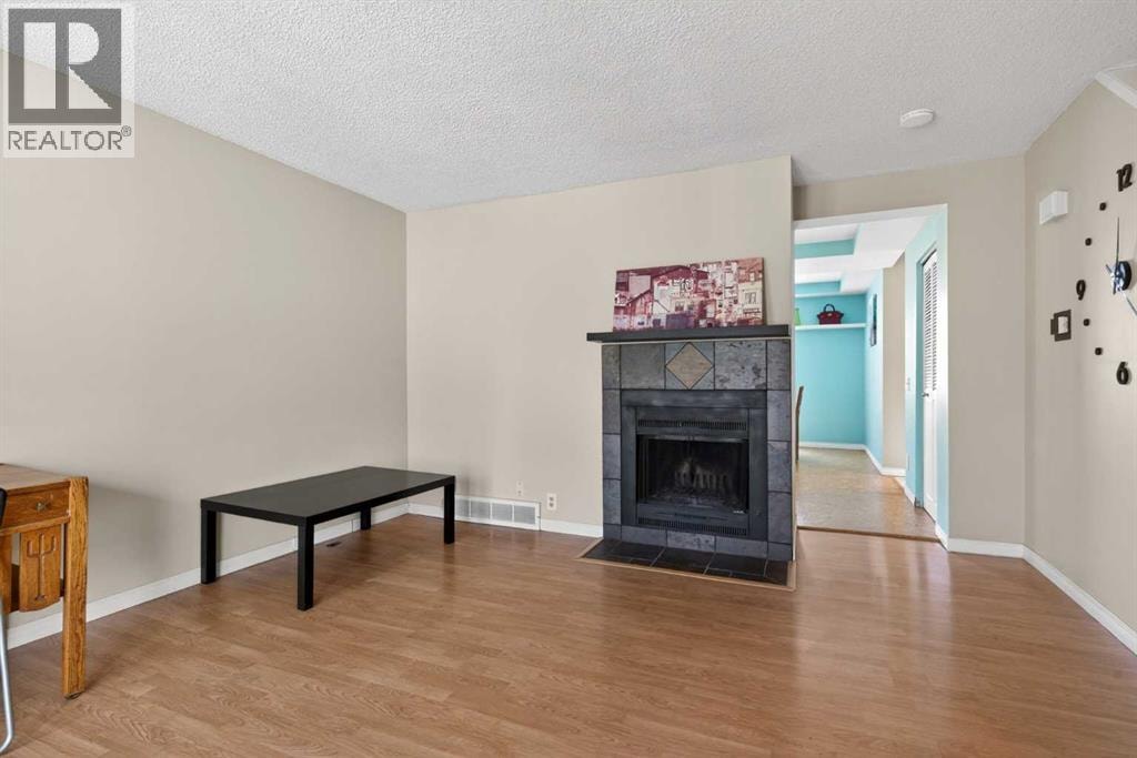 42 Berwick Rise NW — photo 16