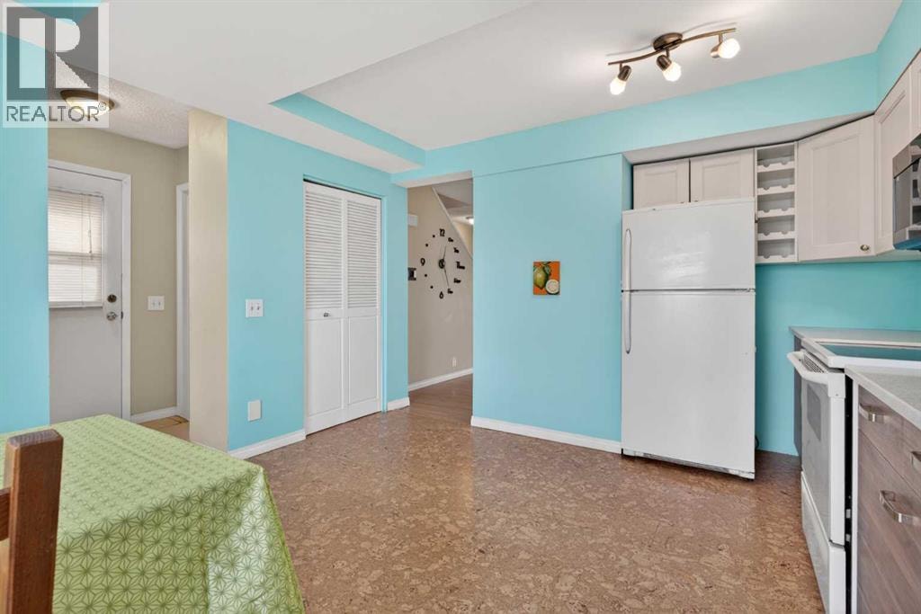 42 Berwick Rise NW — photo 8