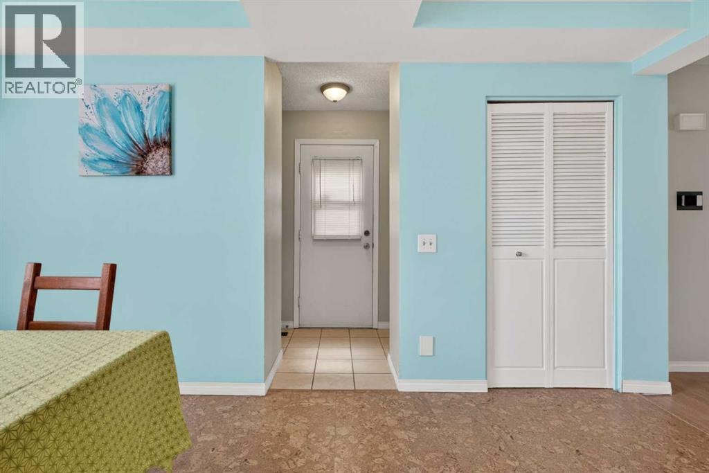 42 Berwick Rise NW — photo 7