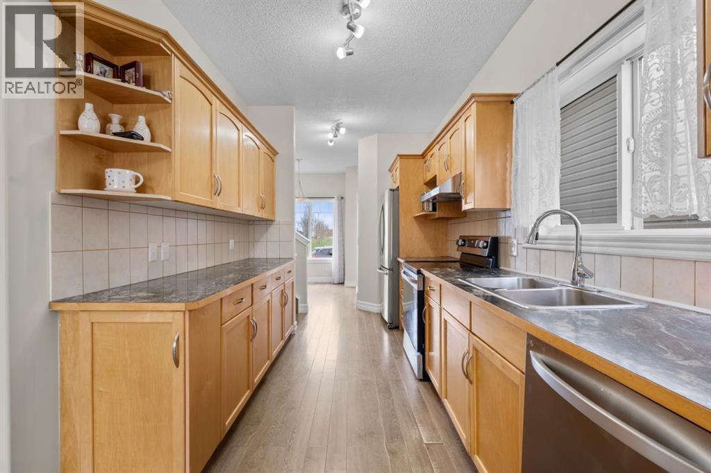 27 Bridleridge View SW — photo 12
