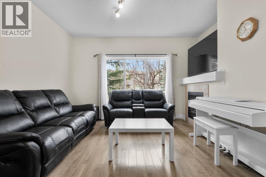 27 Bridleridge View SW — photo 7
