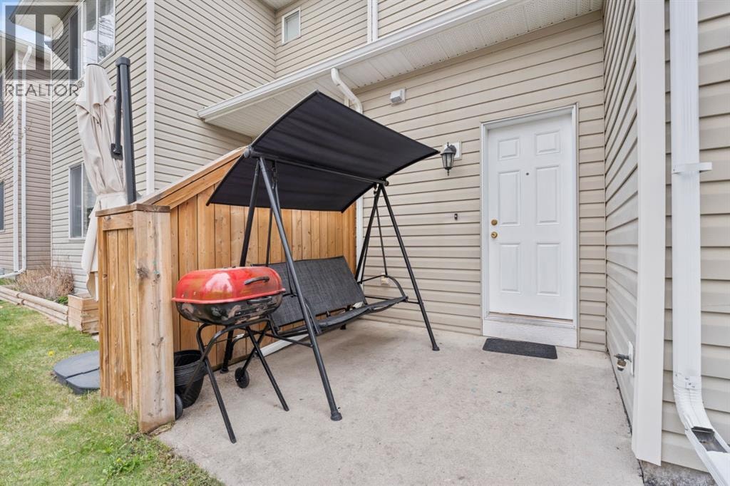 27 Bridleridge View SW — photo 36