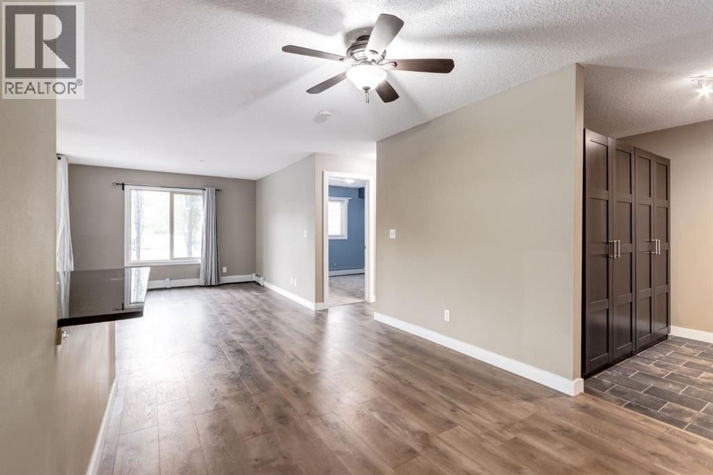 9116, 403 Mackenzie Way SW — photo 10
