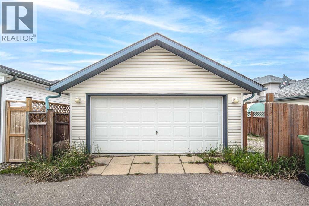 170 Arbour Grove Close NW — photo 38