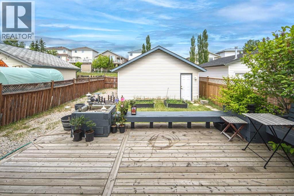 170 Arbour Grove Close NW — photo 32