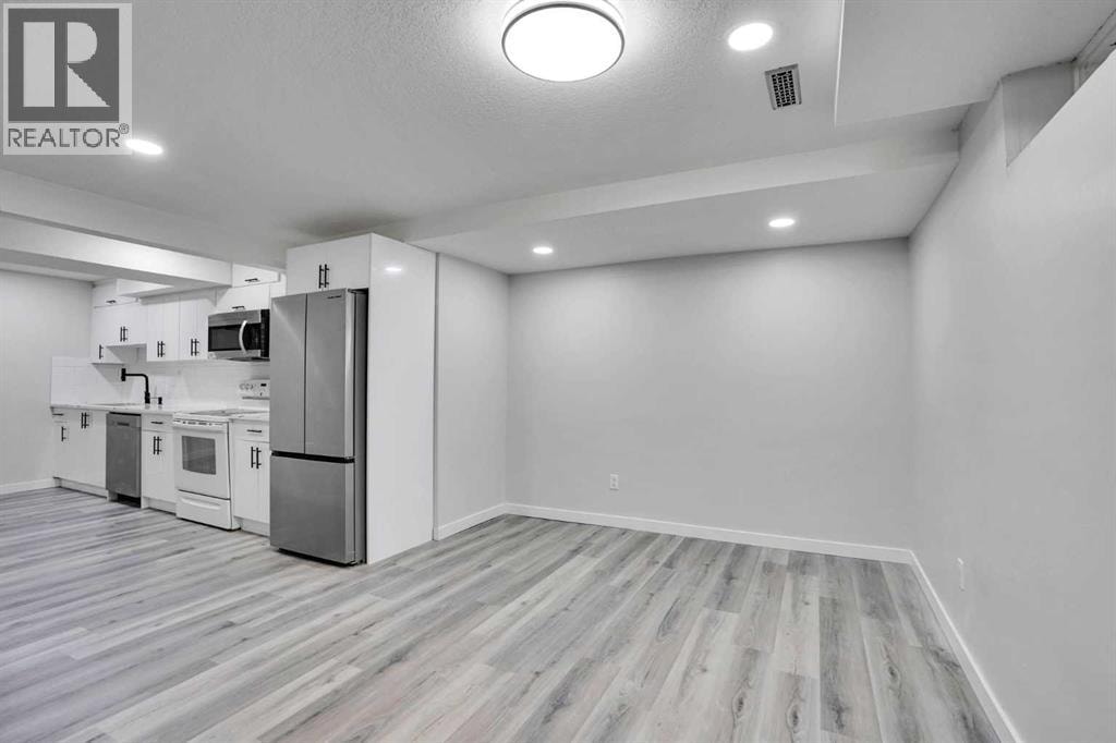 60 Whitaker Close NE — photo 30