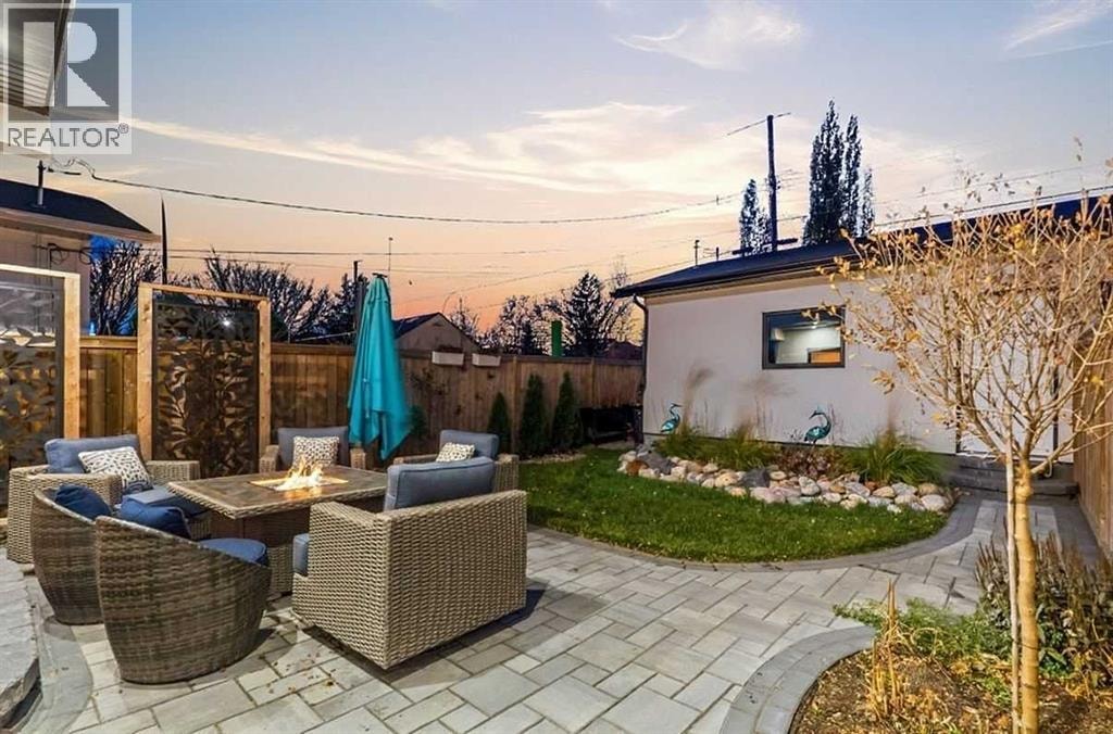 2635 34 Street SW — photo 39