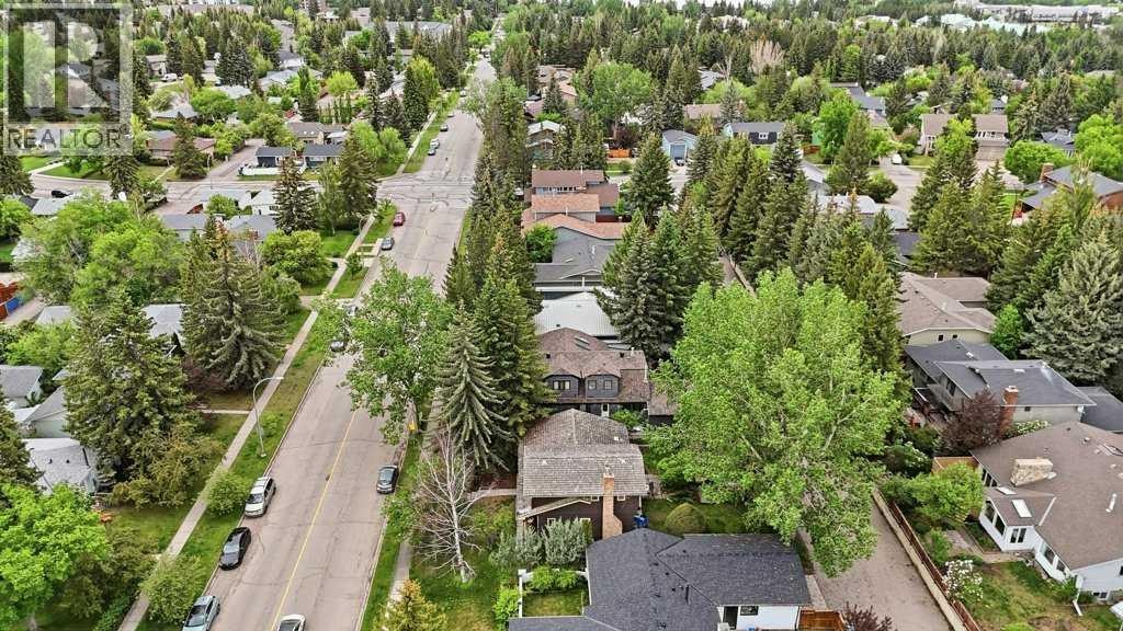 9824 19 Street SW — photo 33