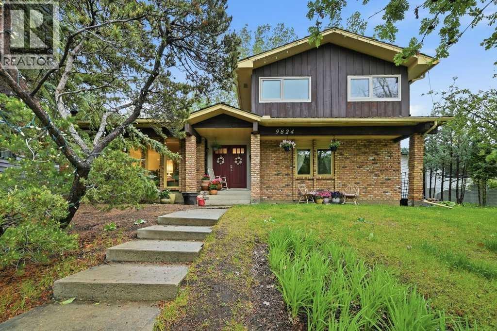 9824 19 Street SW — photo 1
