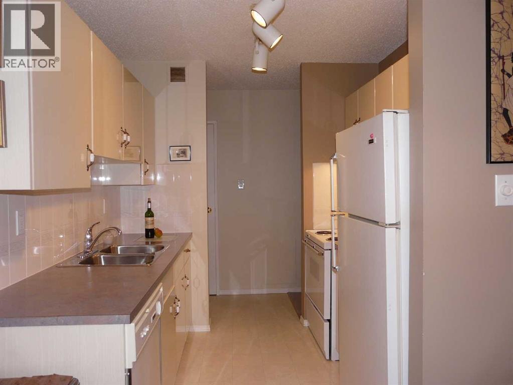 482, 8948 Elbow Drive SW — photo 4