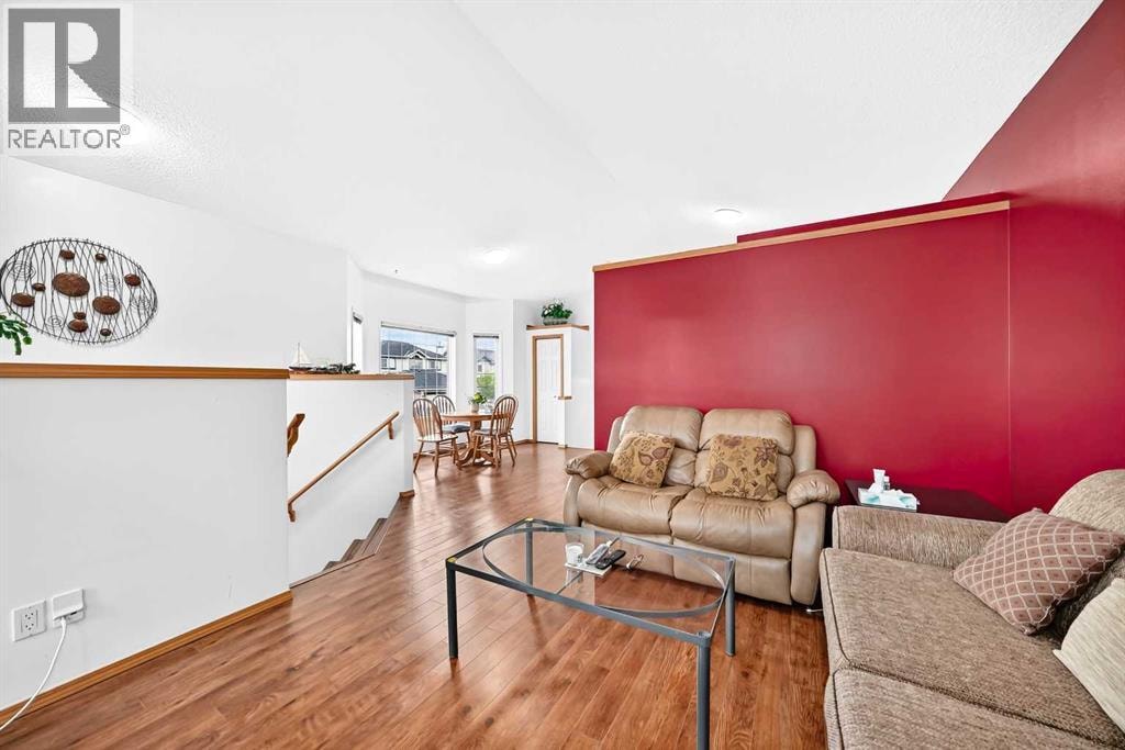 98 Country Hills Heights NW — photo 15