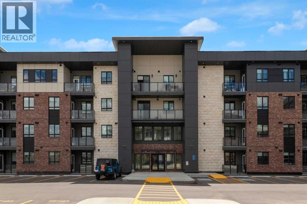 1204, 520 Reynolds Avenue SW — photo 2