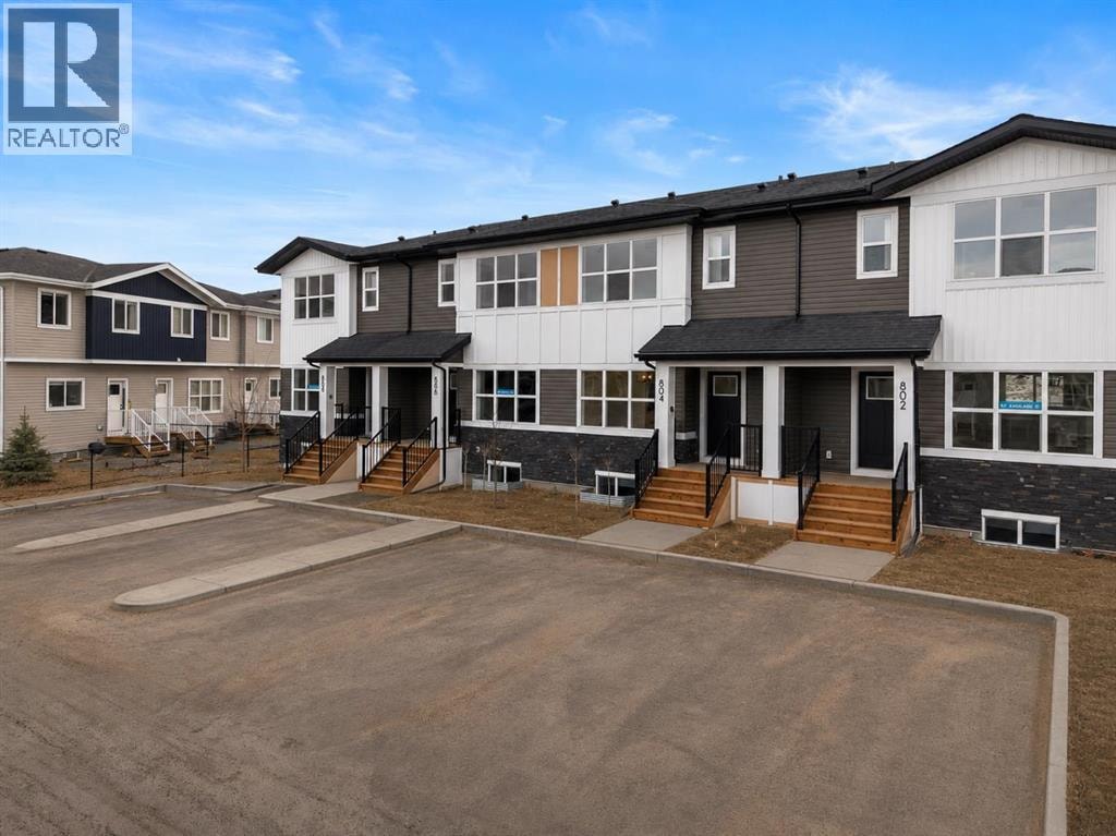 804, 525 River Heights Drive — photo 4