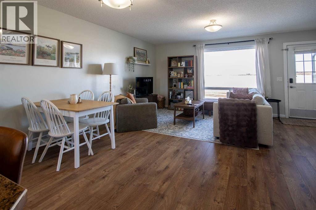 203 Clover Way — photo 8