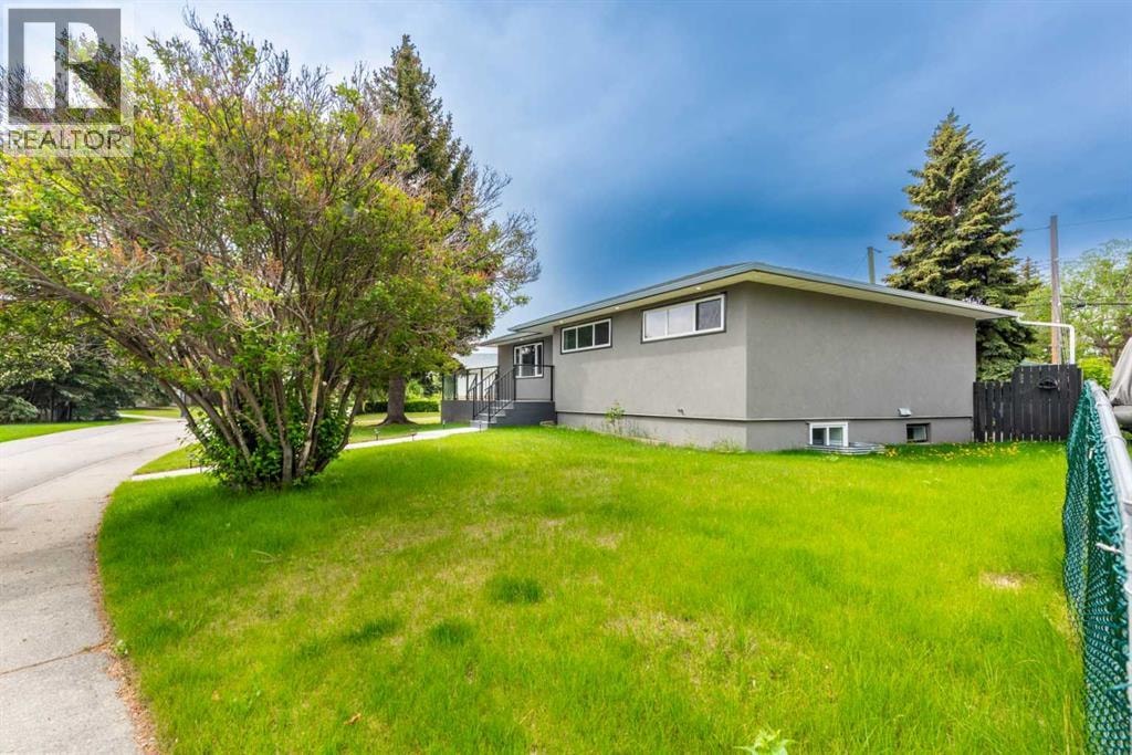 45 Westover Drive SW — photo 3
