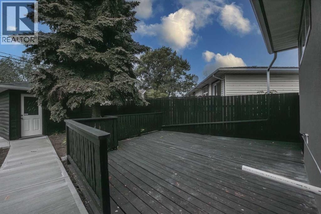 45 Westover Drive SW — photo 33